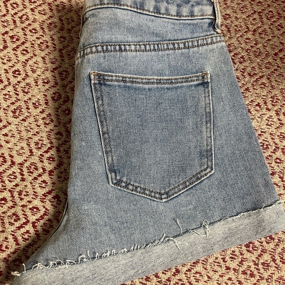 ⚡️NWT pac sun mom jean shorts ⚡️3 for 25 - Picture 3 of 4